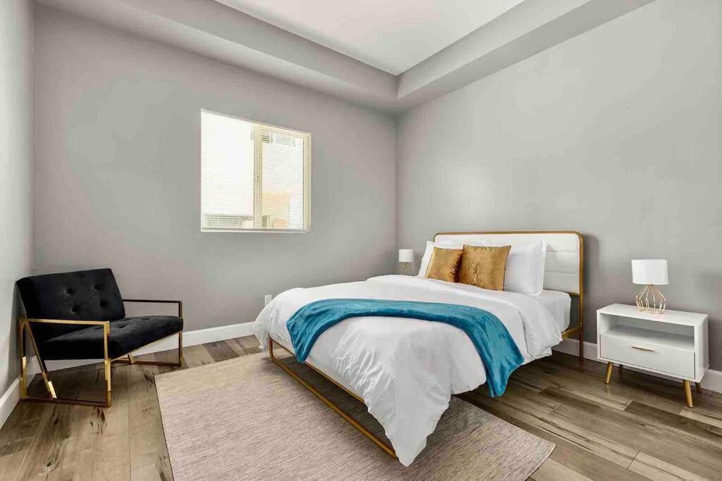 New Luxury Townhome Sleeps 9 Near Usc/dtla/expo Appartement *